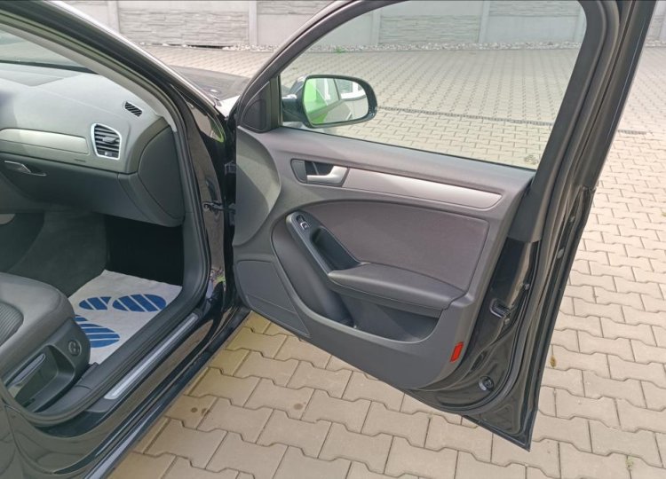Audi A4 Avant, 3,0 TDi Pravi. Servis,150Kw