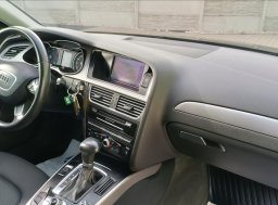 Audi A4 Avant, 3,0 TDi Serviska, 2xALU kola