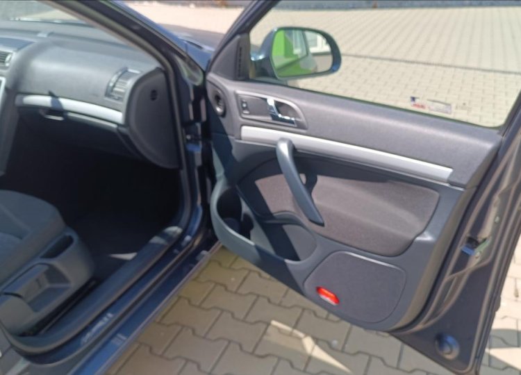 Škoda Octavia, 1,2 TSI 2x ALU kola, KLIMA