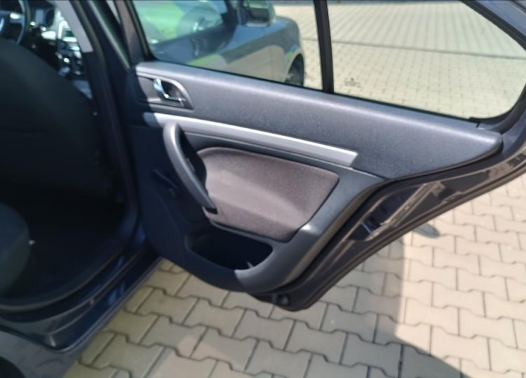 Škoda Octavia, 1,2 TSI 2x ALU kola, KLIMA