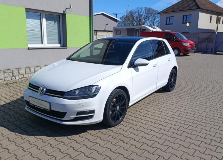 Volkswagen Golf, 2,0 TDi 1. Majitel, ČR, 110kW