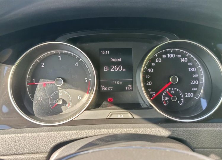 Volkswagen Golf, 2,0 TDi 1. Majitel, ČR, 110kW