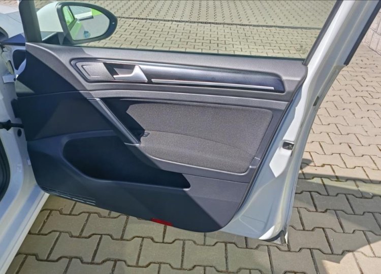 Volkswagen Golf, 2,0 TDi 1. Majitel, ČR, 110kW