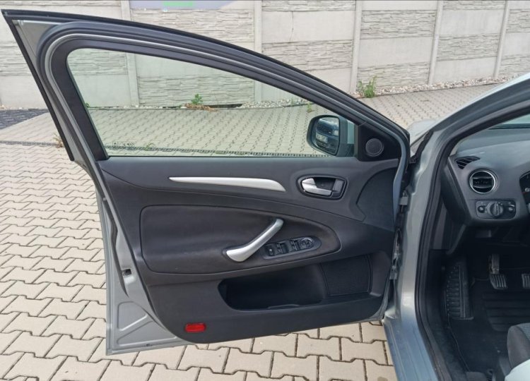 Ford Mondeo, 1,8 TDCi Nová STK,KLIMA,2xAlu